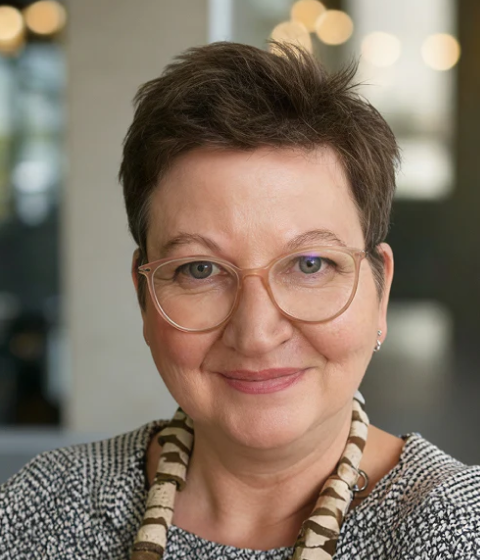 Dr. Jana Hartmann, PhD